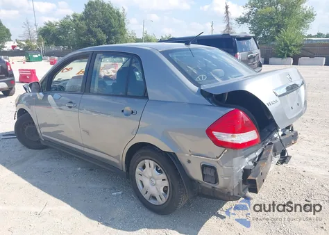 2011 Nissan Versa 1.8S z USA, uszkodzony, nr VIN 3N1BC1AP3BL461364